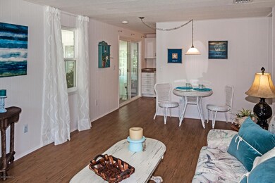 Spacious and Vibrant living/dining area