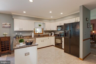 5662 Blakeslee Ave, Harrisburg, PA 17111 - photo 7