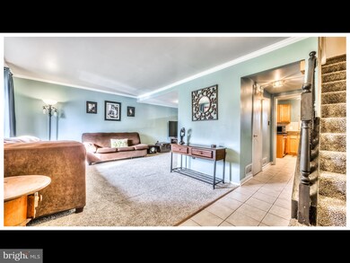 157 Bourbon Ct, Parkville, MD 21234 - photo 3