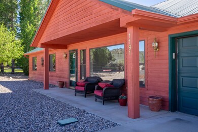 1191 N Mountain View Drive