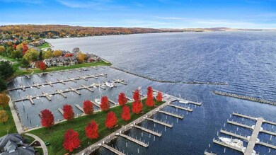 700 Front St unit 73, Boyne City, MI 49712 - photo 2