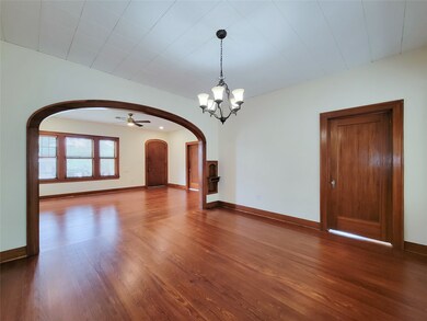 1502 S Market St, Brenham, TX 77833 - photo 6