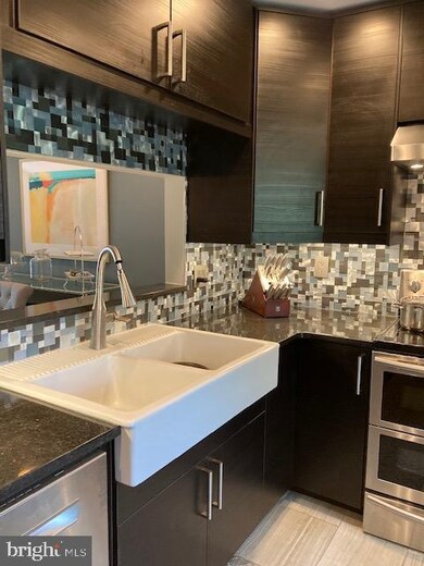 11304 Dockside Cir, Reston, VA 20191 - photo 2