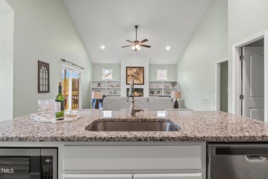 25-9484 S Beaver Creek Way20230322_0025