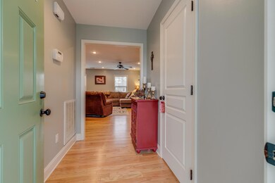 2049 Ida Sue Dr, Jonesborough, TN 37659 - photo 5