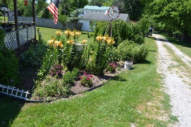 140 Ole Mill Rd, Harrodsburg, KY 40330 - photo 2