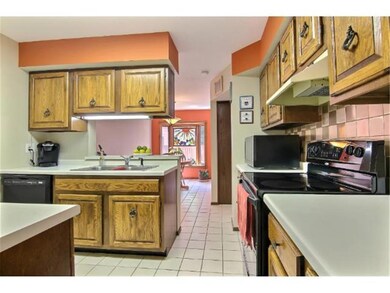 Nice kitchen with plenty of room