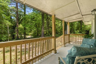 20 - 489 Crest Drive - Exterior