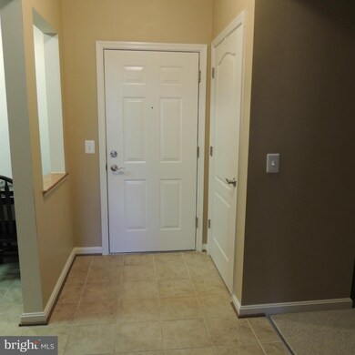 8611 Wintergreen Ct unit 404, Odenton, MD 21113 - photo 2