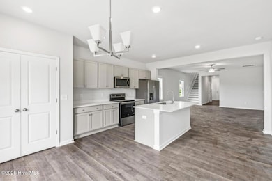 504 Bellefonte Ct, Richlands, NC 28574 - photo 6