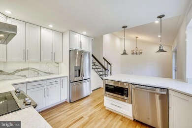 11411 Soward Dr, Kensington, MD 20895 - photo 3