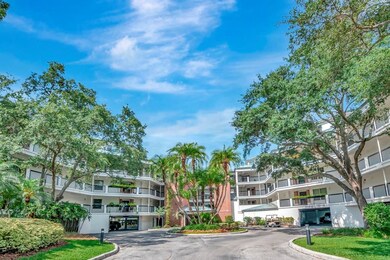 Front elevation of Seddon Cove on Harbour Island -
