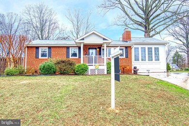 4102 Poplar St, Fairfax, VA 22030 - photo 2