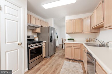 9344 Town Place Dr, Owings Mills, MD 21117 - photo 6