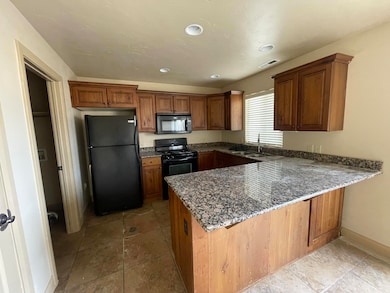 920 S 25 E unit 7C, Cedar City, UT 84720 - photo 3