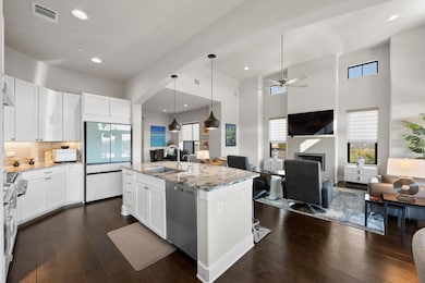 8200 Southwest Pkwy unit 604, Austin, TX 78735 - photo 7