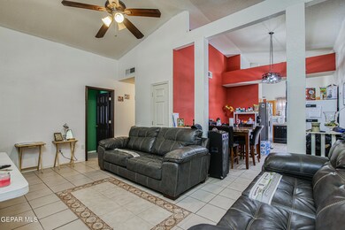 361 Barrel Cactus Dr, Horizon City, TX 79928 - photo 2