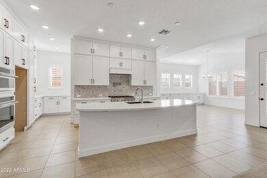004_Kitchen