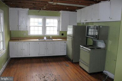 173 Mc Coole Ave, Paw Paw, WV 25434 - photo 7