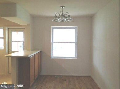 907 Arncliffe Rd, Essex, MD 21221 - photo 3