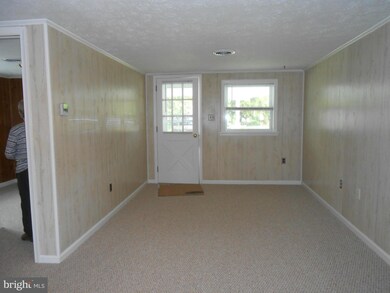 24064 N Patuxent Beach Rd, California, MD 20619 - photo 3