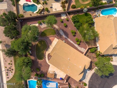 16000 SF lot