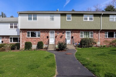 4 Hemlock Cir, Millis, MA 02054 - photo 2