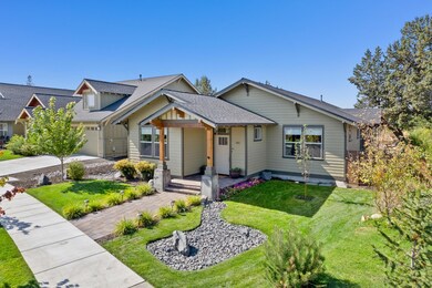 801 NW Rimrock Dr, Redmond, OR 97756 - photo 3