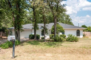 2611 W Highland Dr, Granbury, TX 76049 - photo 3