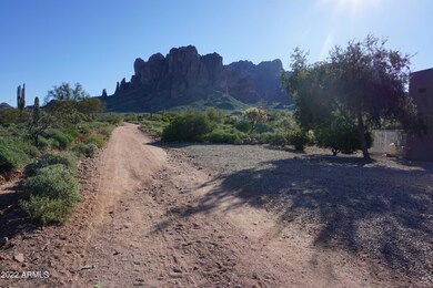 Superstition Mountains