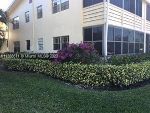 285 285 Windsor M unit 285, West Palm Beach, FL 33417 - photo 4
