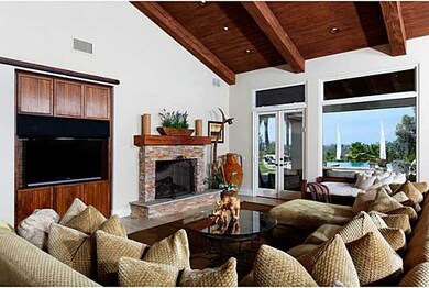 Large Family Room that opens to outdoor covered pa