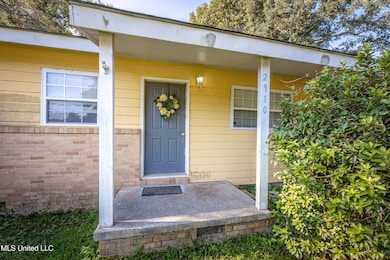 2910 Pecan Ave, Pascagoula, MS 39567 - photo 4