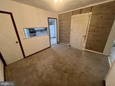 19 Gold St, Shamokin, PA 17872 - photo 7