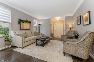 1508 Megan Cir, Stewartsville, NJ 08886 - photo 3