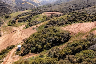 1 Plummers Ln, Mentone, CA 92359 - photo 2