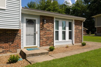 8803 William Penn Way, Louisville, KY 40228 - photo 5
