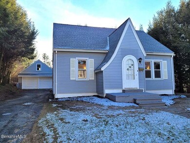 7 Manners Ave