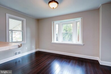 8620 Black Oak Rd, Parkville, MD 21234 - photo 6