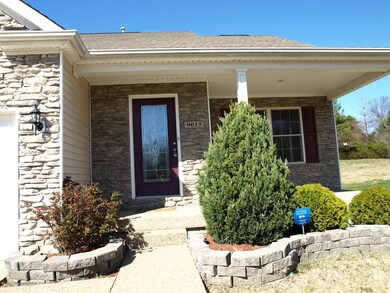 9015 Teak Dr, Louisville, KY 40228 - photo 2