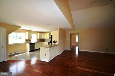 12717 Harpers Ferry Rd, Hillsboro, VA 20132 - photo 6