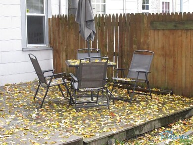 214 N Perry St, Woodville, OH 43469 - photo 6