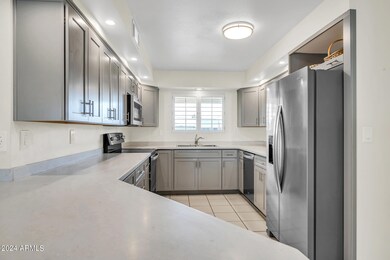 11084 W Charnwood Ct-12