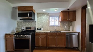 476 Gregory Ave unit 1, Weehawken, NJ 07086 - photo 3