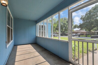 1513 Frost St, Rosenberg, TX 77471 - photo 4