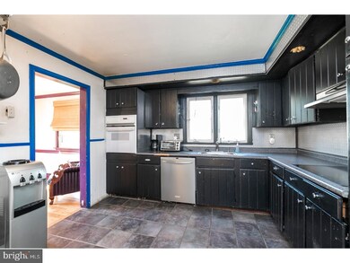 1337 E Prospect Ave, North Wales, PA 19454 - photo 7