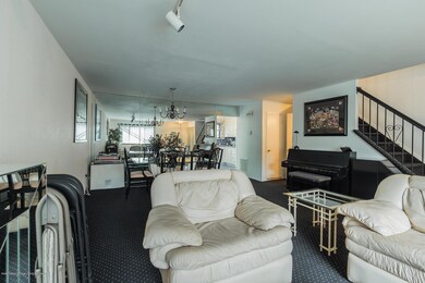 76 Arrowood Ct unit 597, Staten Island, NY 10309 - photo 4