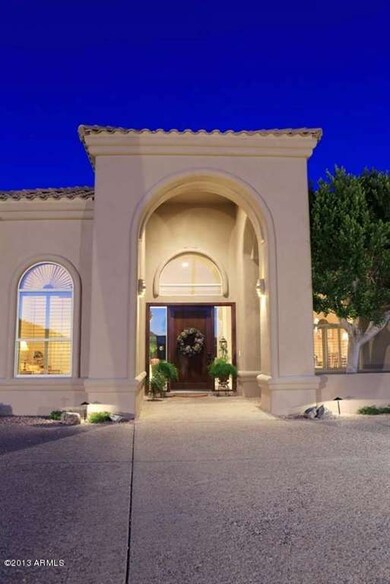Impressive welcoming entrance!