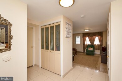 812 Johns Rd, Cherry Hill, NJ 08034 - photo 4