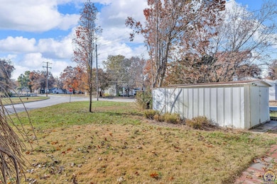 1115 SW Billard Ave, Topeka, KS 66604 - photo 7